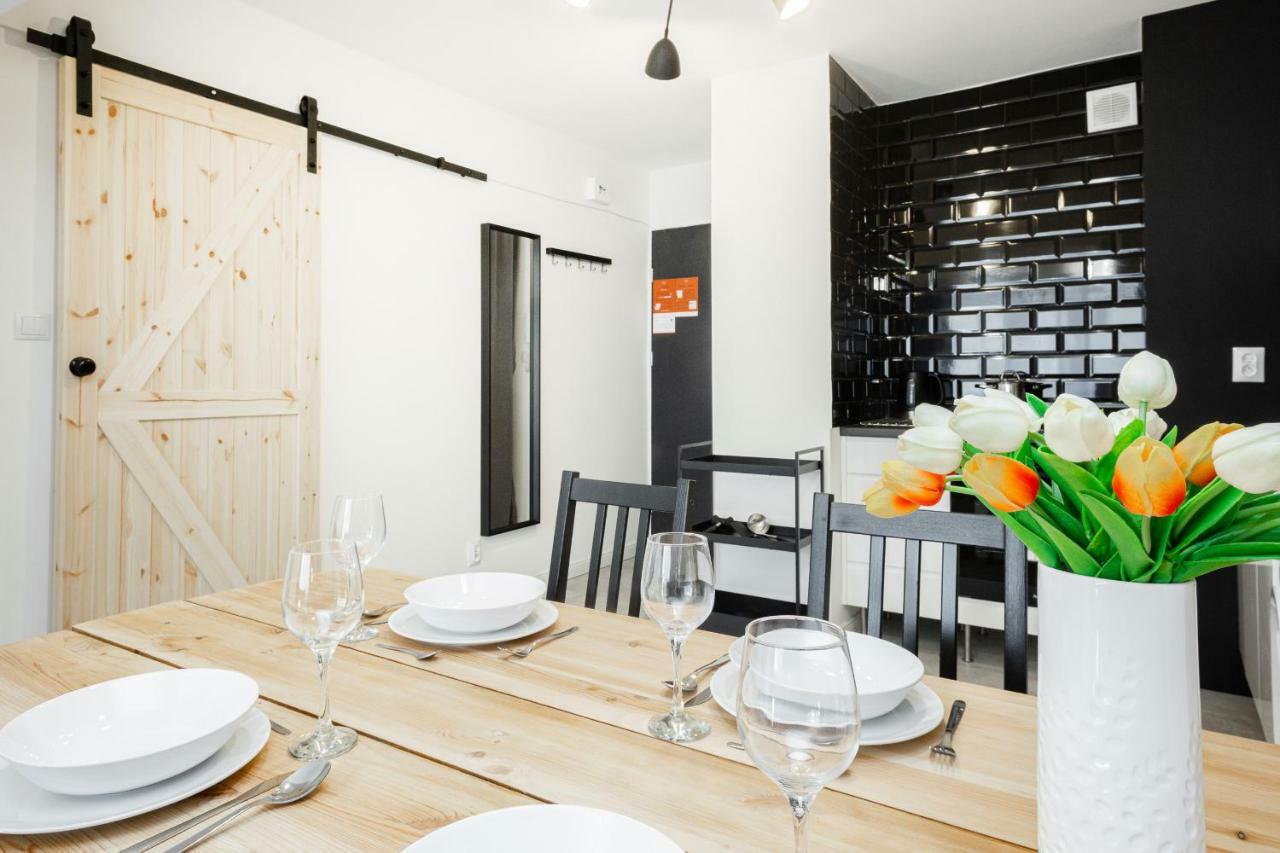 First Central Apartments By Noclegi Renters Warsaw Exterior photo